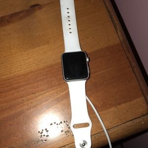 Apple Watch Series 1 - comes with charger